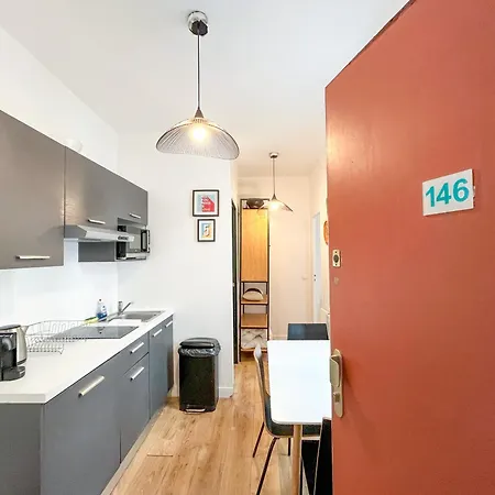 06 - Faubourg Apartment
